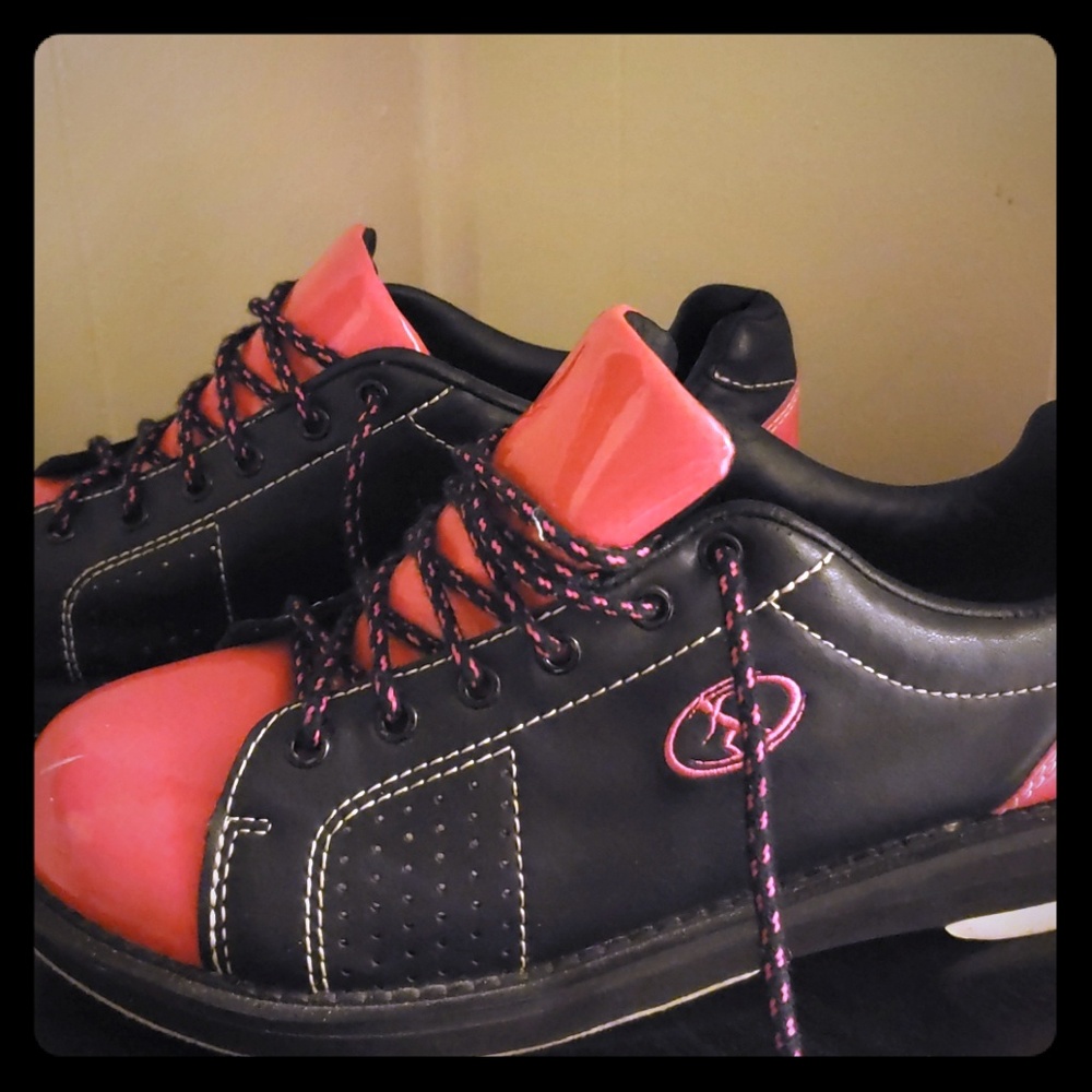 Pink bowling shoes